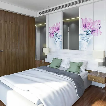 Sleeps 6 Pool Air Con Wifi * Marathiás